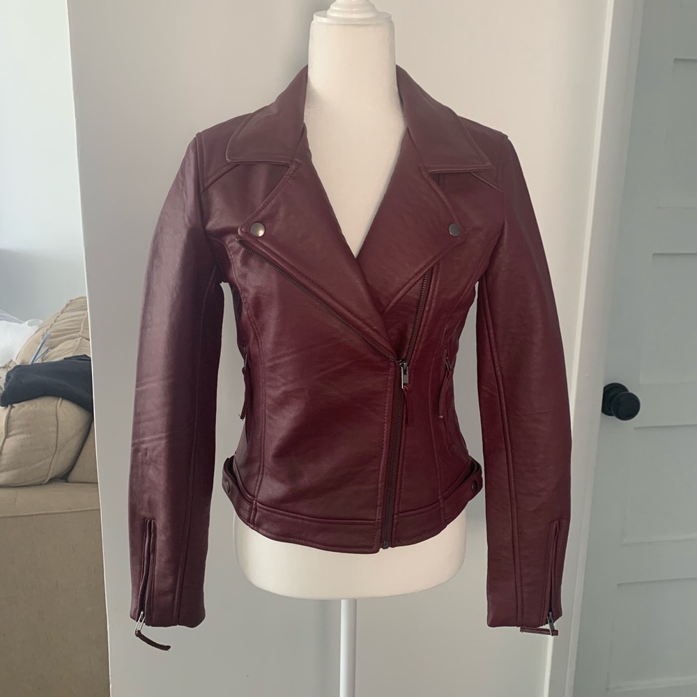 Women’s Romeo & Juliet jacket